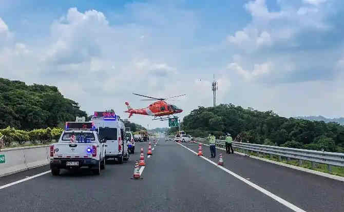 平鲁区高速公路汽车救援案例